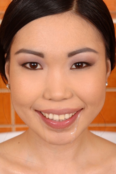 asian cumshot pornos gallery