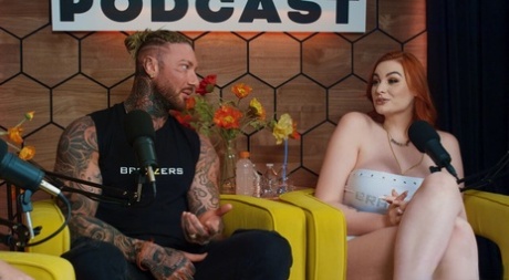 potetovaná zrzka xxx umění sbírka