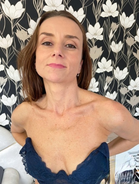 amateur milf gratis hd afbeeldingen