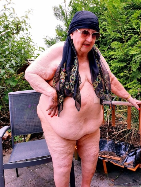 grand-mère de plus de 70 ans belle haute qualité images