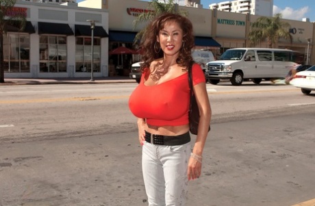 public flashing sexy naked image