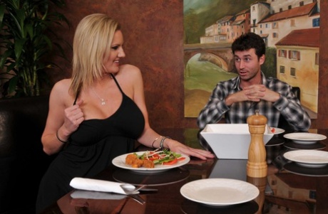 Zoey Holiday free pornstar archive