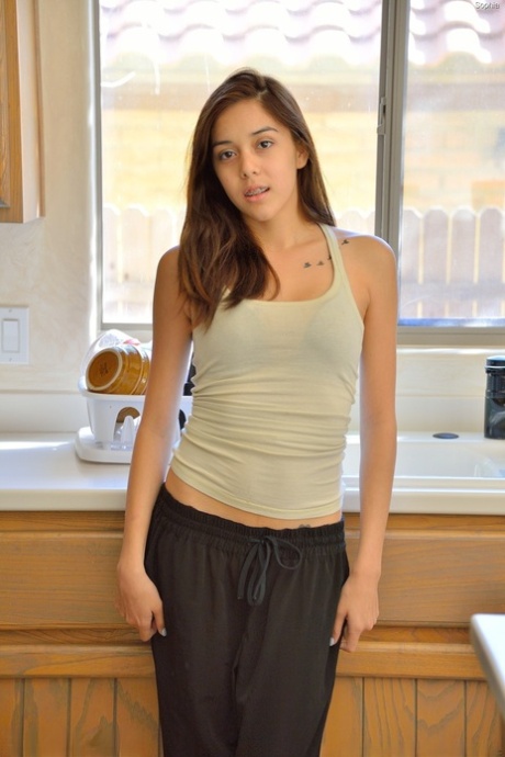 curvy petite free naked galleries