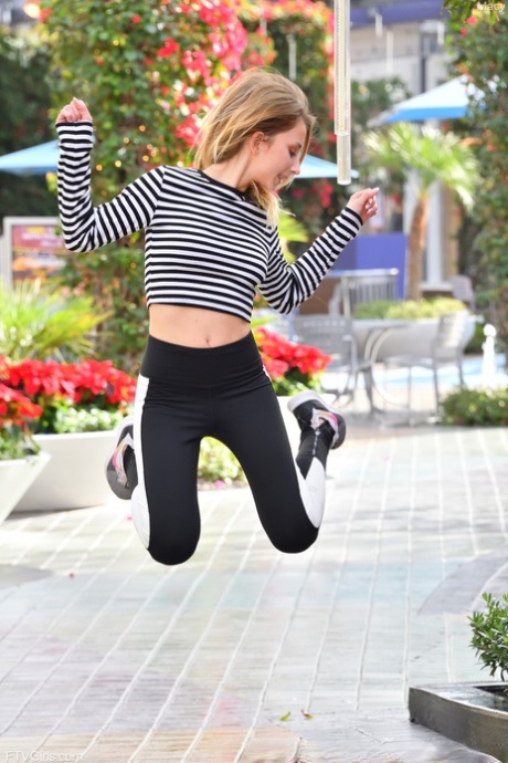 teen yoga pants hd picture
